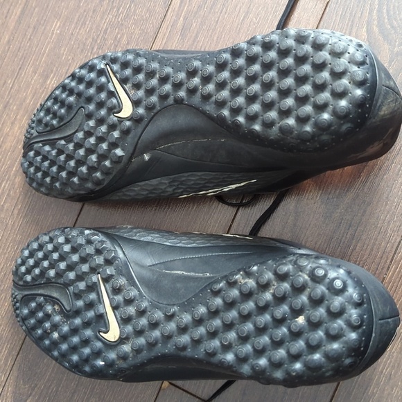 Rare Nike Hypervenom Phelon Turf 599846-016 Black Crimson Soccer Shoes. - Picture 7 of 12